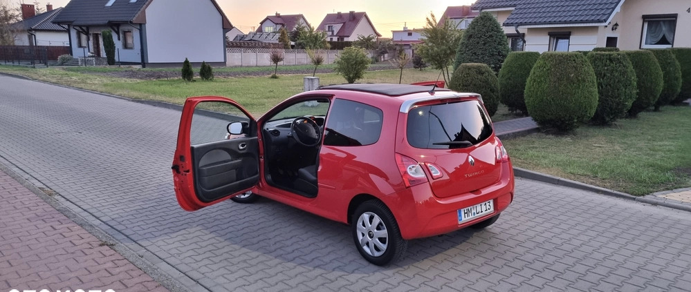 Renault Twingo cena 16999 przebieg: 111321, rok produkcji 2013 z Jedwabne małe 781